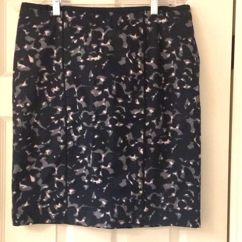 LOFT SKIRT